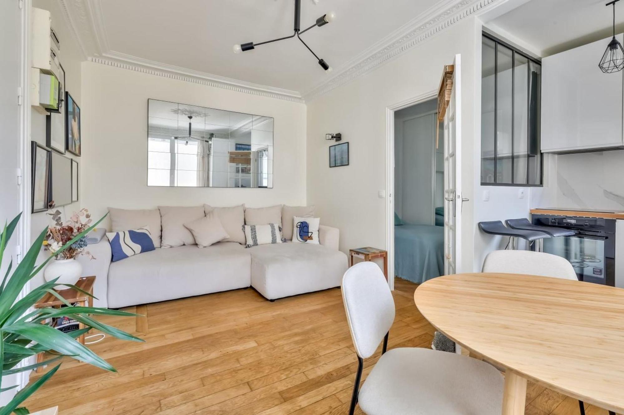 Appartement Near Grands Boulevards Parijs